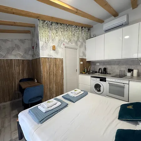 Supreme Location-old Town Luce Centre Apartament *